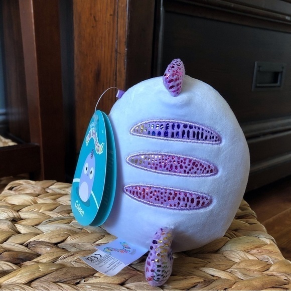 Squishmallows Colin the chameleon in 5” - Picture 2 of 7
